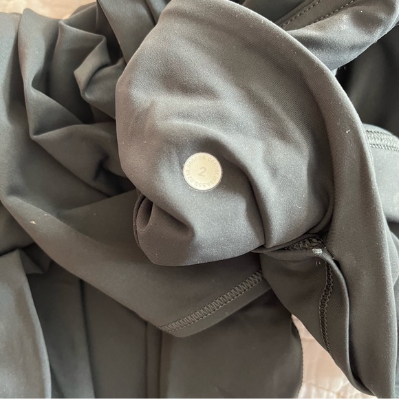 Lululemon Lululemon Fast & Free Crop II *Nulux Deep Coal Size 2 - Picture 5 of 5